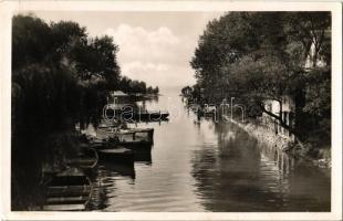 1939 Siófok, Sió csatorna, csónak kikötő. Leica felvétel Schleussner filmen, Foto Nagy