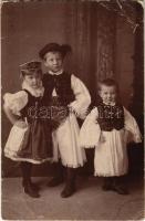 1906 Turócszentmárton, Turciansky Svaty Martin; gyerekek népviseletben / children in folk costume, folklore. photo (EK)