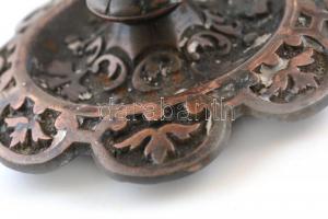 2 db fém gyertyatartó, jelzett, m: 19 cm