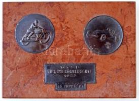 1952. OTSB (Országos Testnevelési Sportbizottság) TIHANYI KÖRVERSENYE 1952 - JÓ MUNKÁÉRT Br plakett + két bronz érem, márványtalapzaton (138x95x22mm) T:2-