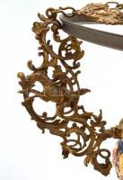 XIX. sz. Fajansz csillár díszes réz szerelékekkel. Kézzel festett, jelzés nélkül. Üvegbúra nélkül. F...