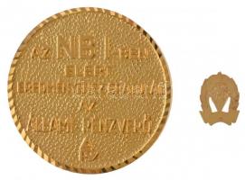 1977. "NB I-BEN ELÉRT EREDMÉNYÉHEZ GRATULÁL AZ ÁLLAMI PÉNZVERŐ" aranyozott sportérem, zomá...