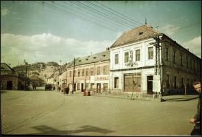 cca 1950 Esztergomi városképek professzionális minőségben, Kotnyek Antal (1921-1990) budapesti fotór...