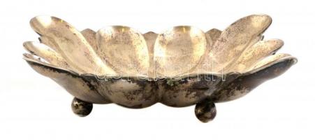 Ezüst. lábas (Ag) kínáló tál. Jelzett, hibátlan. 27x27 cm, 500 g