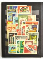 Több száz darabos vegyes gyufacímke gyűjtemény két kis berakóban