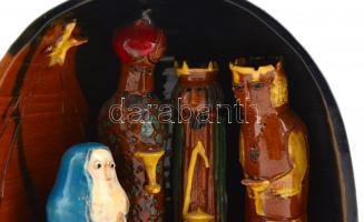 Betlehem, festett kerámia, jelzett, m: 20,5 cm