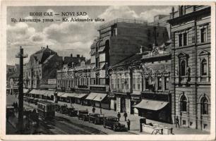 1941 Újvidék, Novi Sad; Sándor király út, taxik, villamos, Dunderou és Kesler üzlete, bank / Kr. Aleksandra ulica / street, taxis, tram, shops, bank + "M. Kir. I. Ferencz József-Jászkun 1. honvéd huszárezred parancsnokság Ellenőrizve"