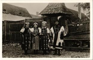 Kalotaszeg, Tara Calatei; népviselet / Transylvanian folklore