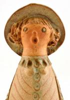 Kiss Roóz Ilona (1920-2010): Kalapos női figura. Mázas kerámia szobor, jelzett, hibátlan. m: 21,5 cm