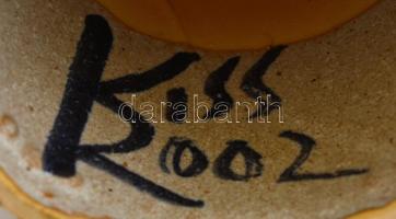 Kiss Roóz Ilona (1920-2010): Kalapos női figura. Mázas kerámia szobor, jelzett, hibátlan. m: 21,5 cm