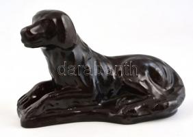 Kutya, mázas kerámia figura, jelzés nélkül, kisebb mázhibákkal és kopásnyomokkal, 17×26 cm