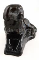 Kutya, mázas kerámia figura, jelzés nélkül, kisebb mázhibákkal és kopásnyomokkal, 17×26 cm