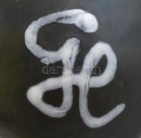 Gorka Lívia (1925-2011): Tálka, festett, mázas kerámia, jelzett, apró lepattanással, 18×13 cm