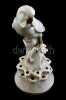 Sitzendorf porcelán papagáj, kézzel festett, jelzett, kopásnyomokkal, m: 18,5 cm