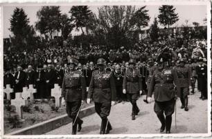 1943 Újvidék, Novi Sad; katonai dísztemetés / military funeral. photo