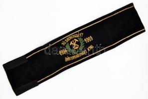 1999 A Miskolci Egyetem bányamérnöki karának ballagási bársonyszalagja, aranycérnával hímezve