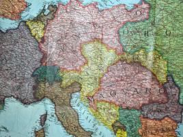 cca 1914-1918 Rózsavölgyi Európai háború kézi térképe,1:3,900.000, litografált térkép, Bp., Rózsavöl...