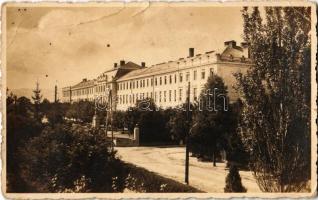 1930 Nagyszeben, Hermannstadt, Sibiu; Scoala pregalitoare de ofiteri de Infanterie "Principele Carol" / Infanterie-Kadettenschule / Gyalogsági hadapród iskola / military infantry cadet school. Foto orig. E. Fischer (EB)