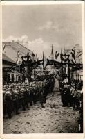 1938 Losonc, Lucenec; bevonulás, Éljen Magyarország! díszkapu / entry of the Hungarian troops, decorated gate + 1938 Losonc visszatért So. Stpl