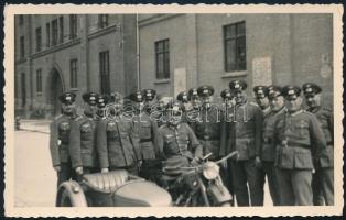 1944 SS katonák Budapesten. / SS soldiers in Budapest. 11x7 cm