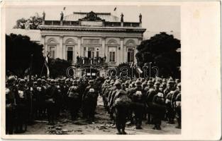 1938 Ipolyság, Sahy; bevonulás, katonák a városháza előtt. Az Est foto / entry of the Hungarian troops, town hall + 1938 Az Első Visszatért Magyar Város So. Stpl (EK)