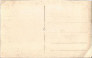 Budapest VIII. Méhészgazdák termelő és értékesítő szövetkezete, üzlet, tricikli. Csokonai utca 8. ph...