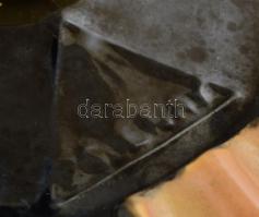 Zsolnay Pierrot-figurás hamutál, jelzett, kis kopásnyomokkal, m: 15 cm, d: 17 cm