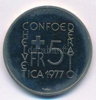 Svájc 1977. 5Fr Cu-Ni "Johann Pestalozzi halálának 150. évfordulója" T:1 (PP) kis patina S...