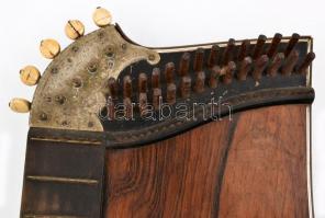 Citera, húr nélkül. 65x27 cm