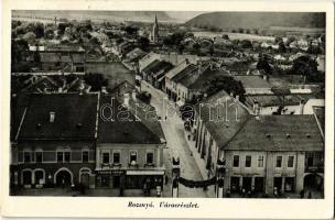 1940 Rozsnyó, Roznava; Fő utca, bevonuláskori magyar címeres díszkapu, Steiner József és Seidl E. üzlete / main street, decorated gate with Hungarian coat of arms from the entry of the Hungarian troops, shops