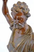 Jelzés nélkül: Kovácsmester szobra. Sérült a munkadarab. Bronz, kissé sérült kő talapzaton. 72 cm