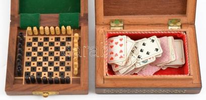 Mini sakk készlet fából 10x10 cm + gyöngyházberakásos fa doboz 13x9 cm kis kártyakészlettel.