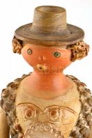 Kiss Roóz Ilona (1920-2010): Anya és gyermeke. Mázas kerámia szobor, jelzett, kis lepattanásokkal a ...