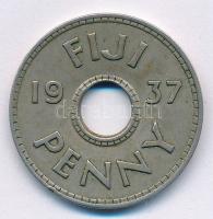 Fiji 1937. 1p Cu-Ni T:1- patina, ph.  Fiji 1937. 1 Penny Cu-Ni C:AU patina, edge error Krause KM#7