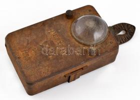 Pertrix övre akasztható régi fém zseblámpa, rozsdás, nem működik