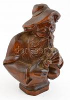 Jelzés nélkül. Pipa tömő ember. Faragott, lakkozott fa. m:24 cm
