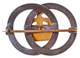 ~1900. Koszorús, koronás aranyozott, ezüstözött Br vöröskeresztes jelvény (21x29mm) T:2 / ~1900. Gil...