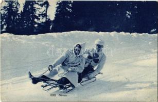 Winter sport in Davos, bobsleigh, bobsled, sledding people. Wehri A.-G. 15322. (EK)