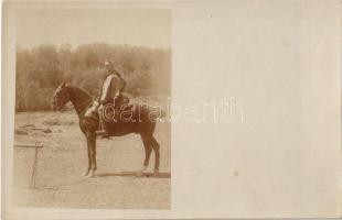 1915 Huszára frontvonalon lovon / WWI K.u.K. (Austro-Hungarian) military, hussar on horse. photo