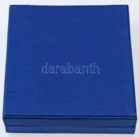 Csúcs Viktória (1934-) 1974. "Tudomány és Technika Háza Kecskemét" Br plakett (88mm) erede...