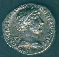 Római Császárság HADRIANUS 117-138. Dénár Ag T:1-/2+