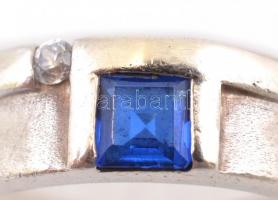 Ezüst(Ag) kék köves gyűrű, jelzés nélkül, méret: 53, bruttó: 2,8 g
