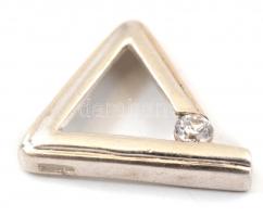 Ezüst(Ag) háromszög alakú cirkóniás medál, jelzett, 1,6×2 cm, bruttó: 1,8 g