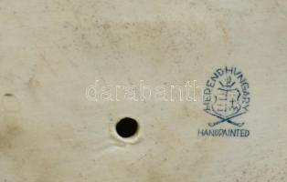 Herendi lovát fékező legény, kézzel festett, jelzett, formaterv: Tóth János, sérült: kantárja hiányo...