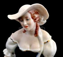 Lány virágkosárral. Jelzett csehszlovák porcleán. Kézzel festett, hibátlan m:30 cm