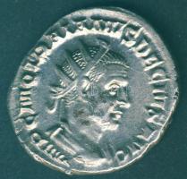 Római Császárság TRAIANUS DECIUS 249-251. Antoninian Ag T:1