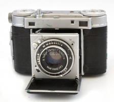 cca 1959 Certo Super Dollina fényképezőgép, bőr tokkal, használati utasítással, nem kipróbált