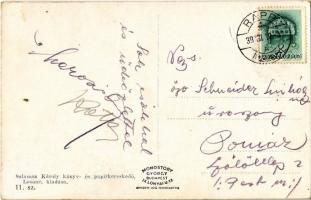 1939 Losonc, Lucenec; Rákóczi út, Szúsz kávéház, üzletek, rendőr. Salamon Károly kiadása / street vi...