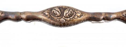 Ezüst(Ag) rózsás kézi tükör, jelzett, bársony borítású hátlap, súlyozott, 23×10,5 cm, bruttó: 232 g