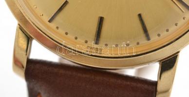 14 K arany IWC kézi felhúzós karóra szép állapotban, igényes bőr szíjjal. d: 32 mm (korona nélkül) /...